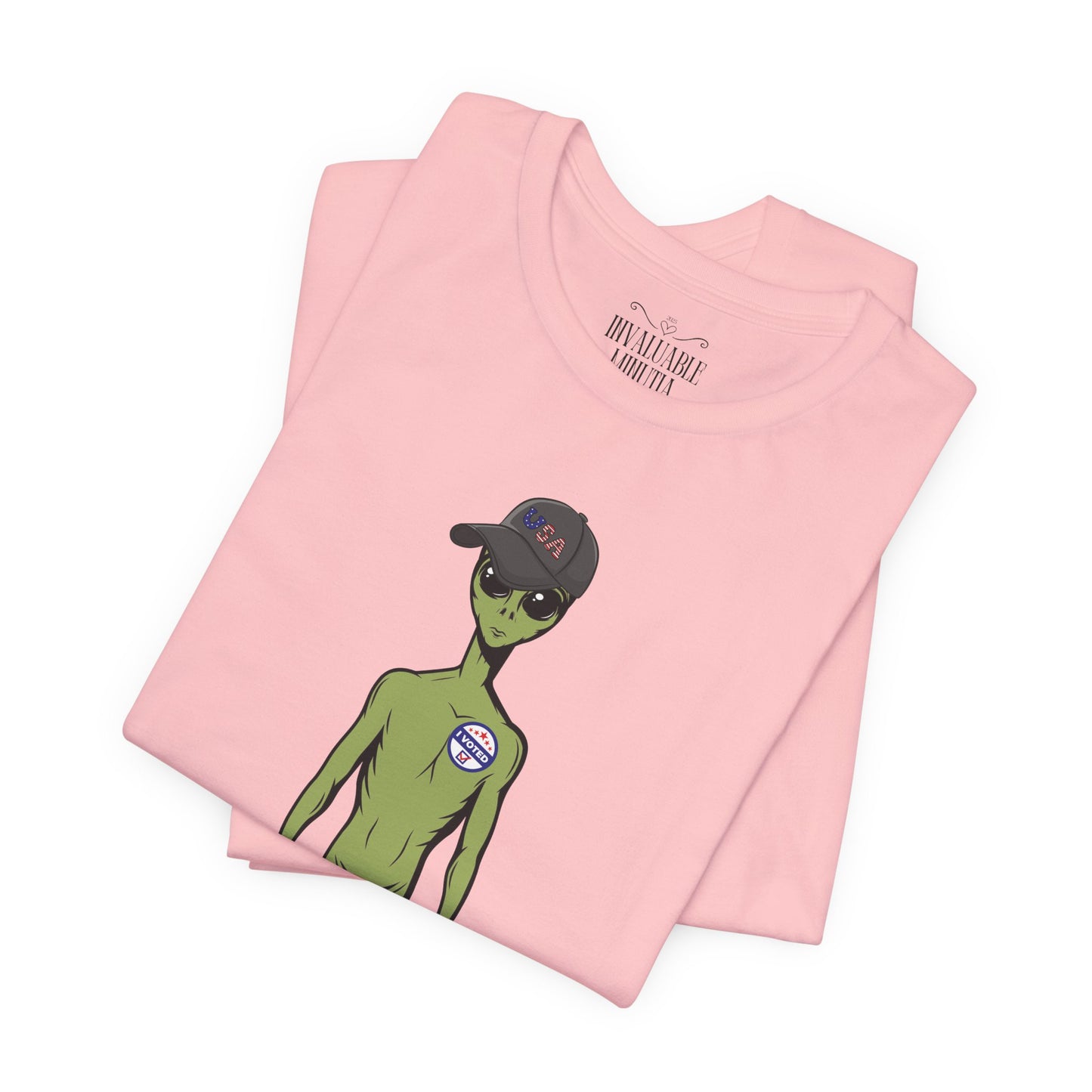 Alien Graphic Tee, Fun T-Shirt for Sci-Fi Lovers, Unisex Casual Wear, Great for Festivals, Gifts for Nerds, Everyday Comfort