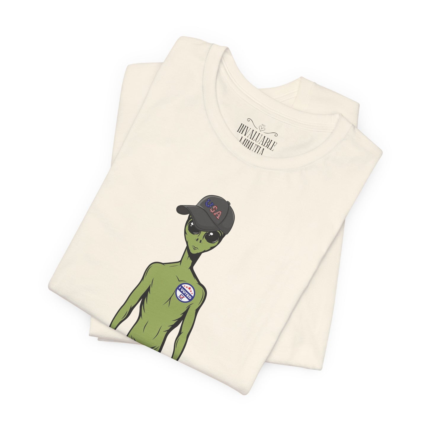 Alien Graphic Tee, Fun T-Shirt for Sci-Fi Lovers, Unisex Casual Wear, Great for Festivals, Gifts for Nerds, Everyday Comfort