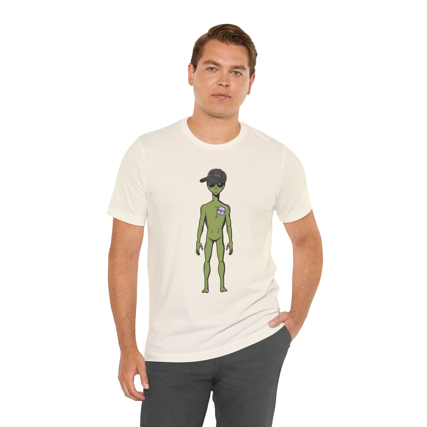 Alien Graphic Tee, Fun T-Shirt for Sci-Fi Lovers, Unisex Casual Wear, Great for Festivals, Gifts for Nerds, Everyday Comfort
