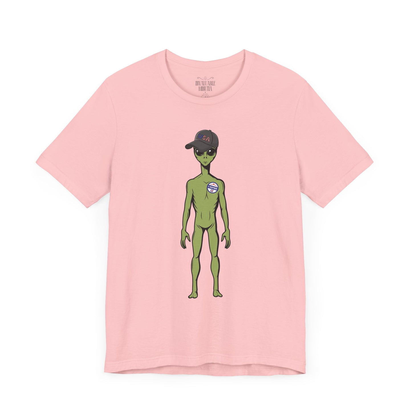 Alien Graphic Tee, Fun T-Shirt for Sci-Fi Lovers, Unisex Casual Wear, Great for Festivals, Gifts for Nerds, Everyday Comfort