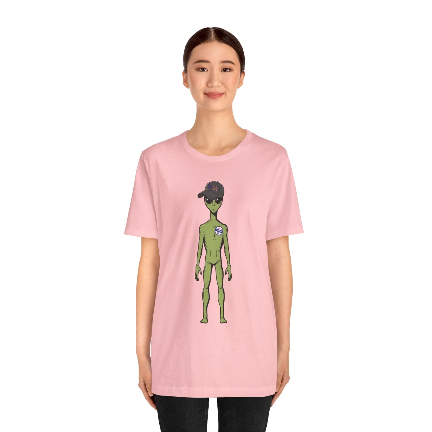 Alien Graphic Tee, Fun T-Shirt for Sci-Fi Lovers, Unisex Casual Wear, Great for Festivals, Gifts for Nerds, Everyday Comfort