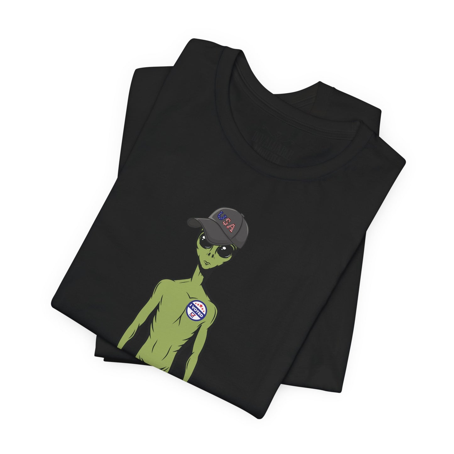 Alien Graphic Tee, Fun T-Shirt for Sci-Fi Lovers, Unisex Casual Wear, Great for Festivals, Gifts for Nerds, Everyday Comfort