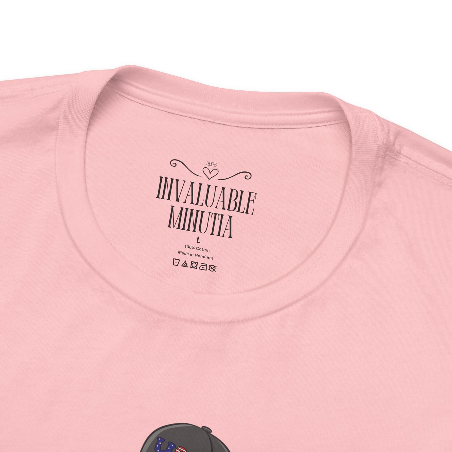 Alien Graphic Tee, Fun T-Shirt for Sci-Fi Lovers, Unisex Casual Wear, Great for Festivals, Gifts for Nerds, Everyday Comfort