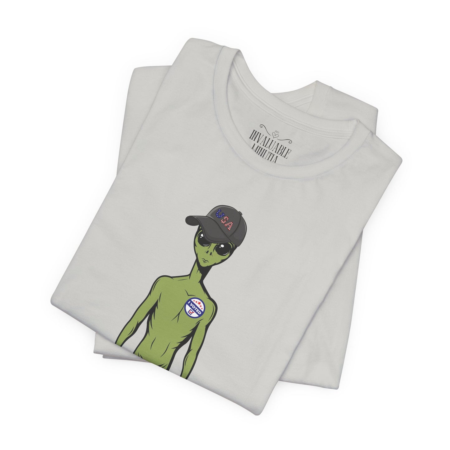 Alien Graphic Tee, Fun T-Shirt for Sci-Fi Lovers, Unisex Casual Wear, Great for Festivals, Gifts for Nerds, Everyday Comfort