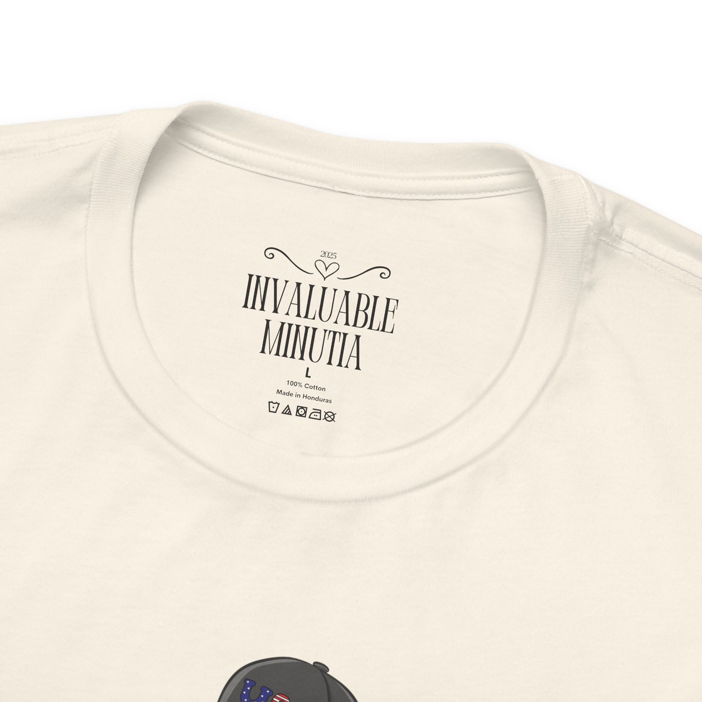 Alien Graphic Tee, Fun T-Shirt for Sci-Fi Lovers, Unisex Casual Wear, Great for Festivals, Gifts for Nerds, Everyday Comfort