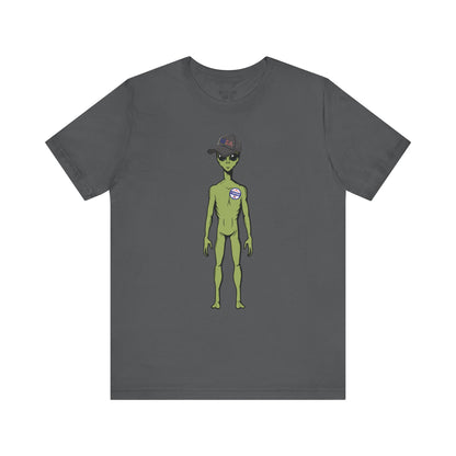 Alien Graphic Tee, Fun T-Shirt for Sci-Fi Lovers, Unisex Casual Wear, Great for Festivals, Gifts for Nerds, Everyday Comfort