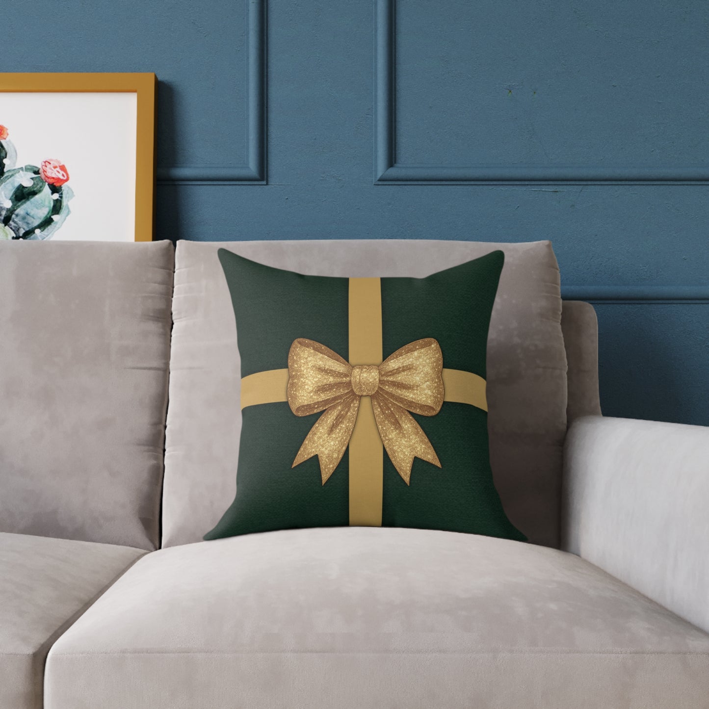 Emerald Gift Box Throw Pillow – Green & Gold Present with Pine Tree Pattern Back