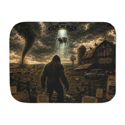 Bigfoot UFO Encounter Sherpa Fleece Blanket