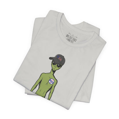 Alien Graphic Tee, Fun T-Shirt for Sci-Fi Lovers, Unisex Casual Wear, Great for Festivals, Gifts for Nerds, Everyday Comfort